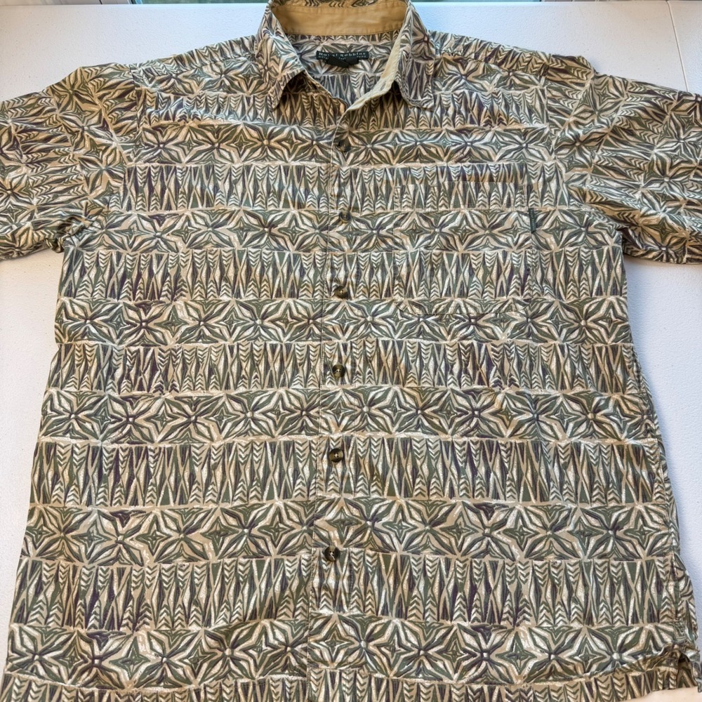 Royal Robbins Mens Medium Short Sleeve Button Down Shirt Geometric Tribal Green